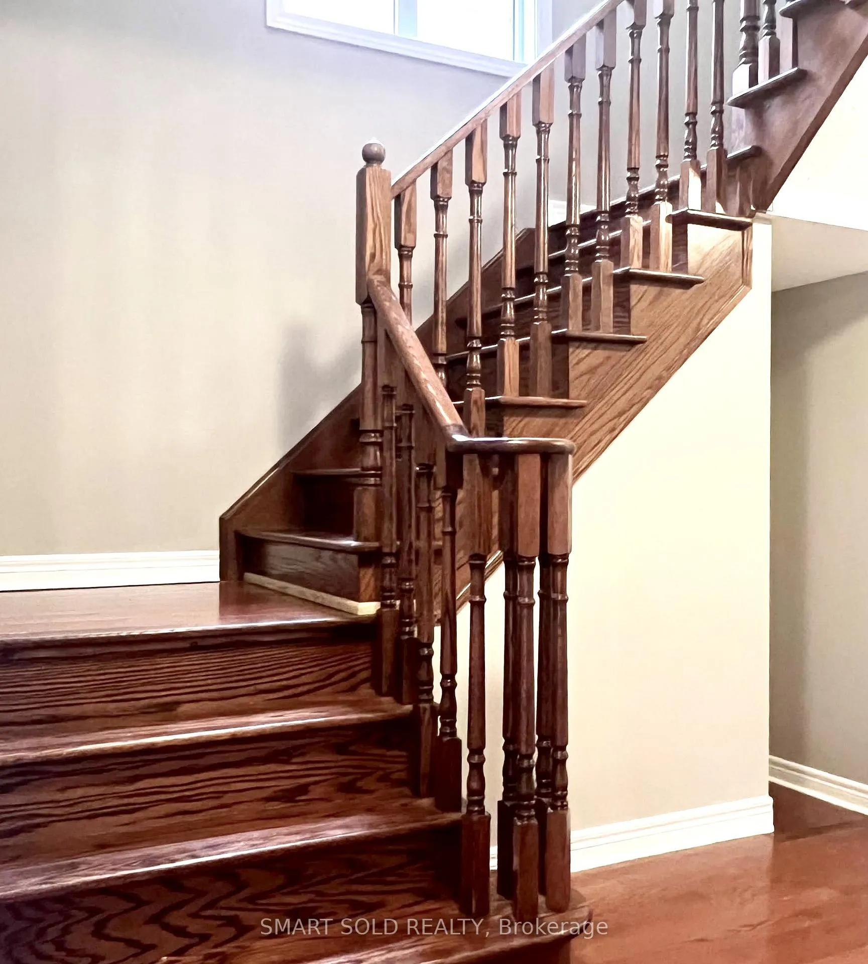 Photo 6 of 12 Lismer Crescent, Caledon, Bolton West — HOMEH