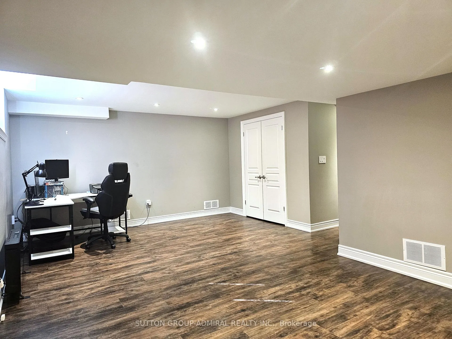 Photo 17 of 6412 Shapton Crescent, Niagara Falls, Forestview — HOMEH