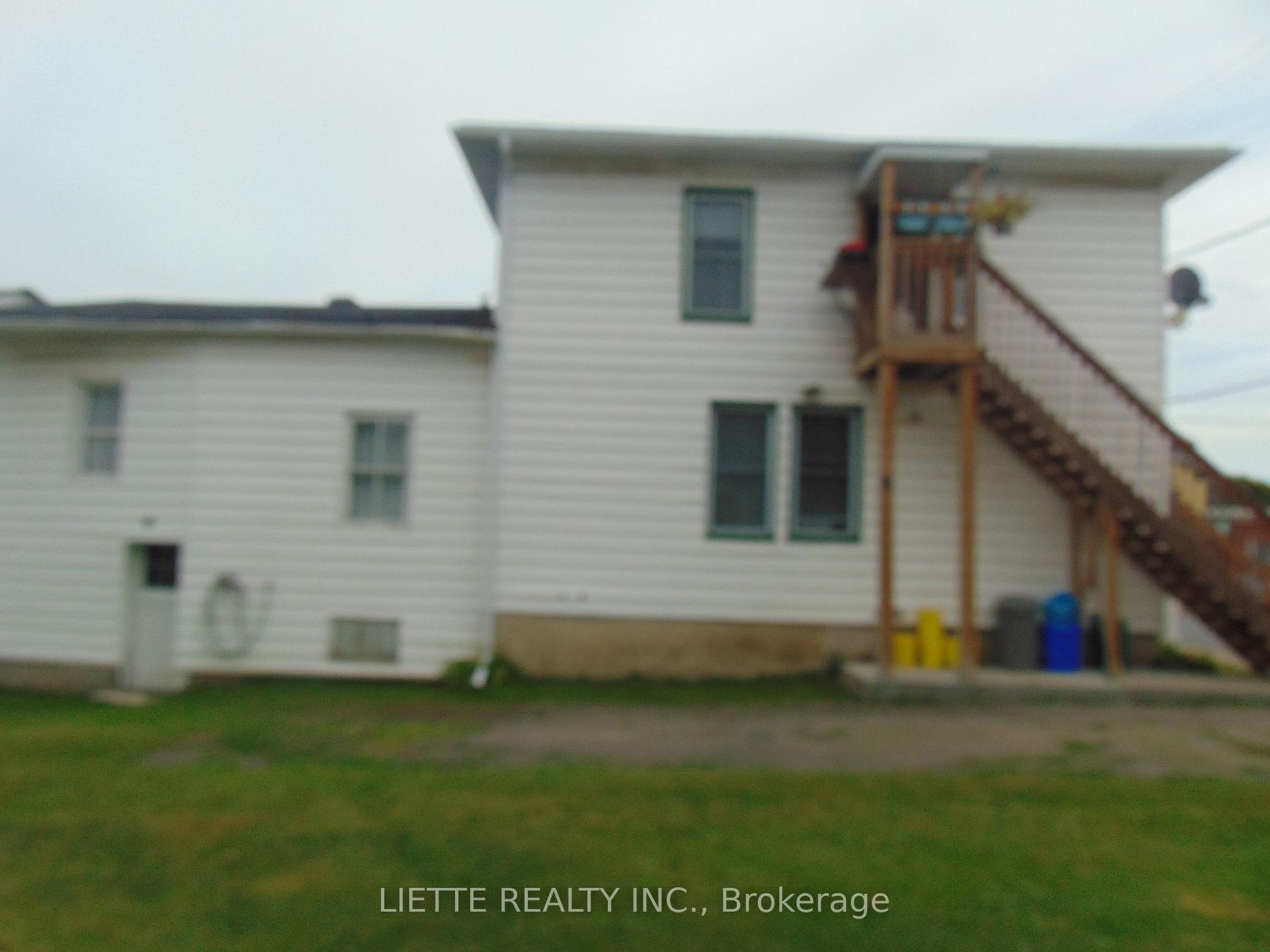 Photo 3 of 7-9 Ottawa Street N, North Glengarry, Alexandria — HOMEH
