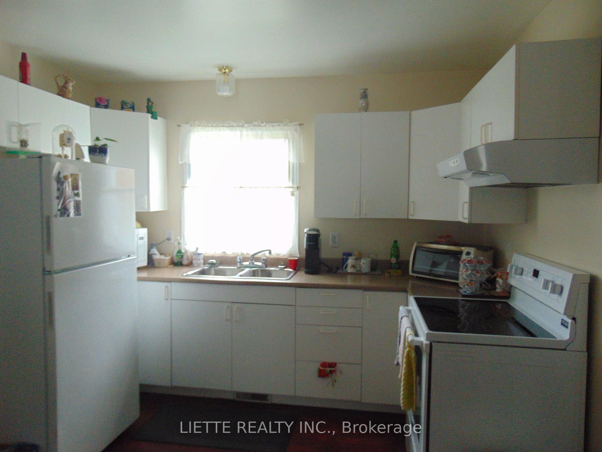Photo 5 of 7-9 Ottawa Street N, North Glengarry, Alexandria — HOMEH