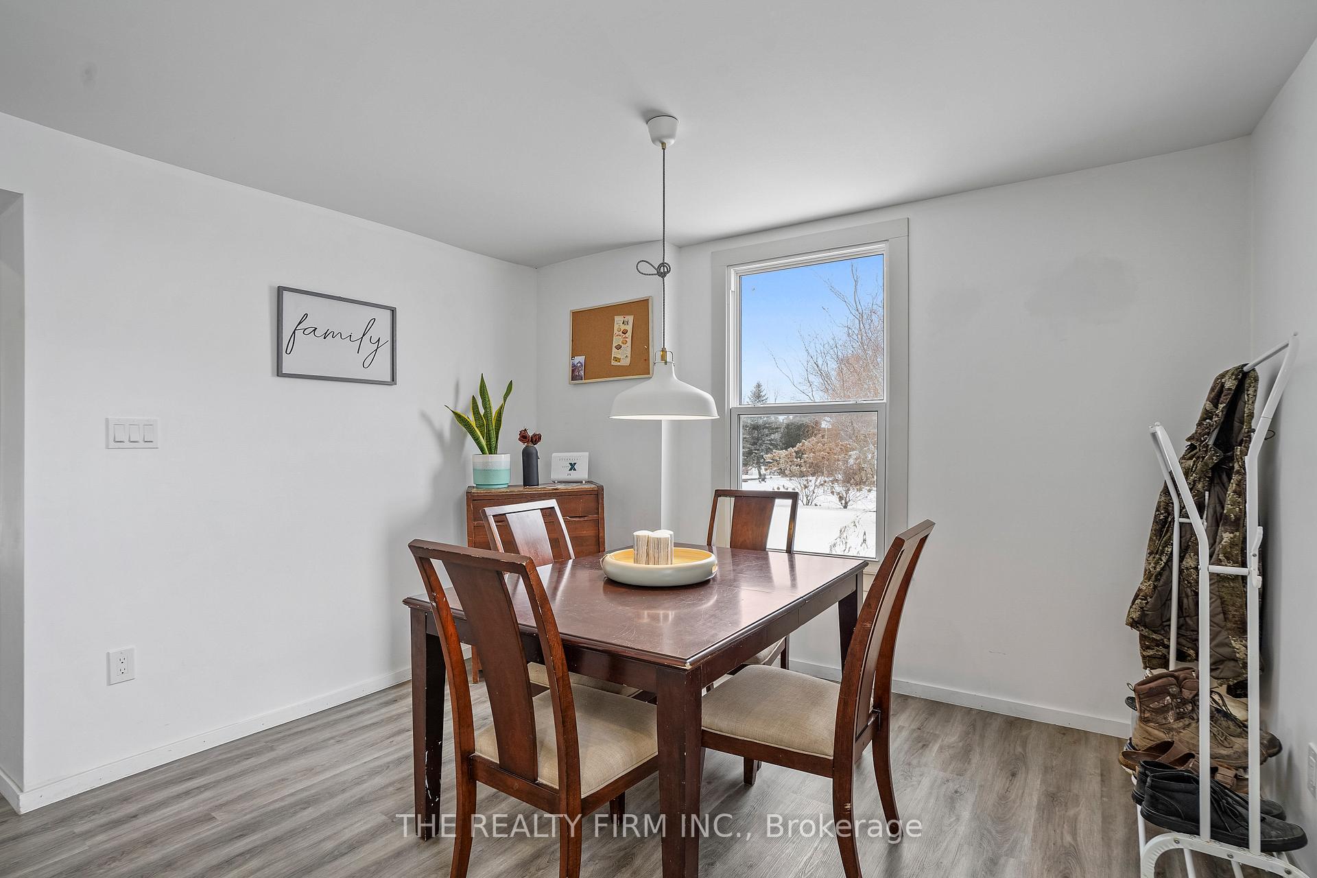 Photo 6 of 22989 Hagerty Road, Newbury — HOMEH