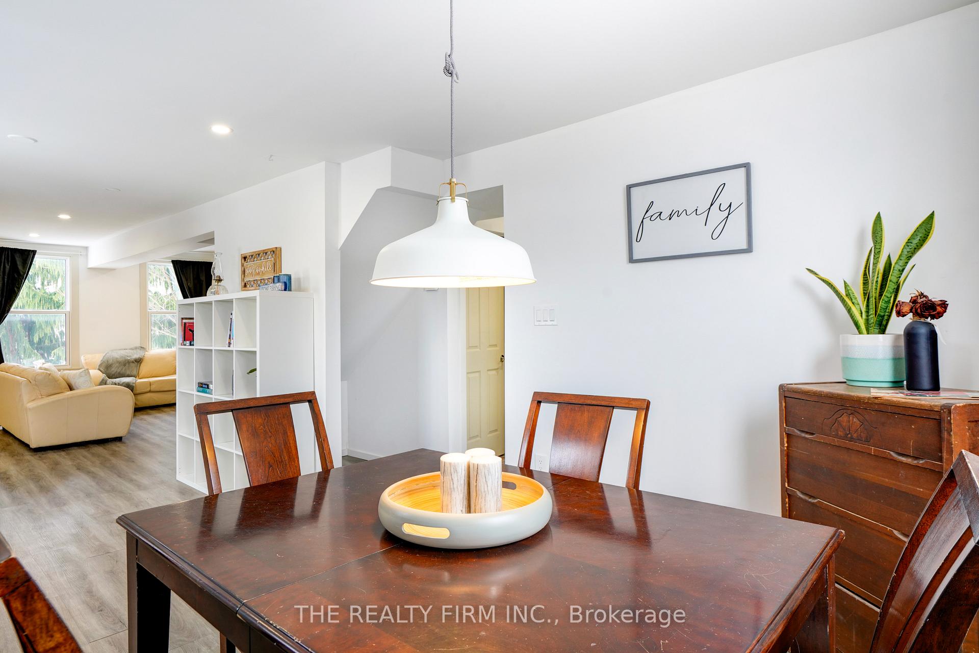 Photo 7 of 22989 Hagerty Road, Newbury — HOMEH