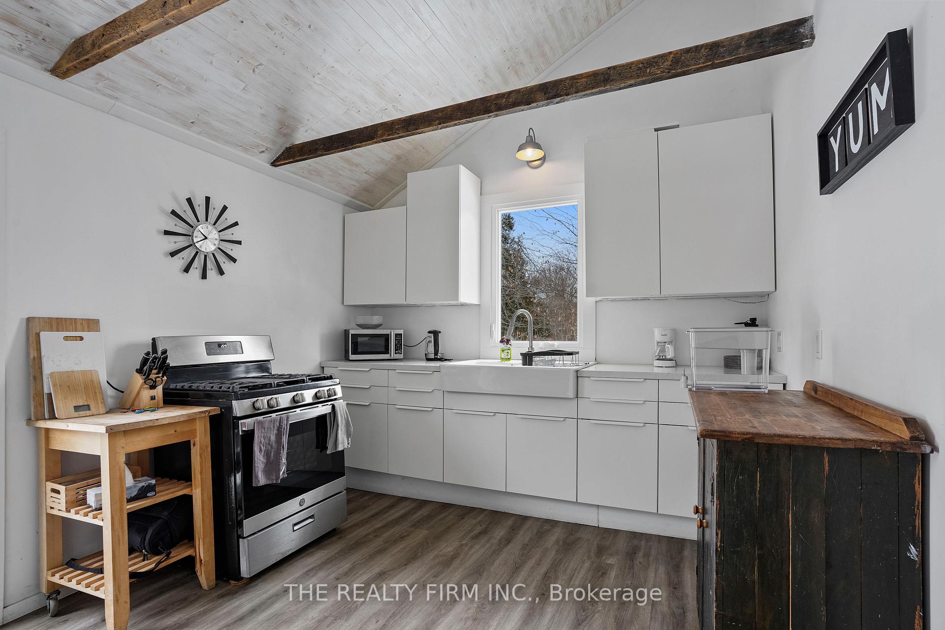 Photo 11 of 22989 Hagerty Road, Newbury — HOMEH