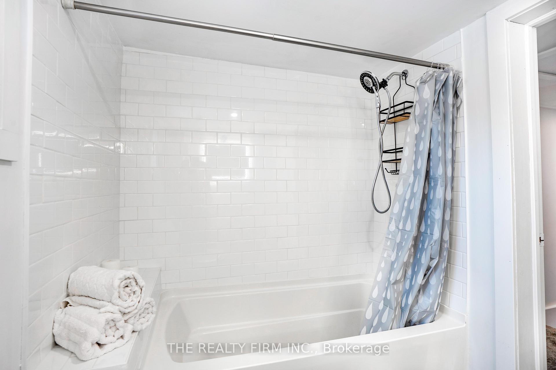 Photo 17 of 22989 Hagerty Road, Newbury — HOMEH
