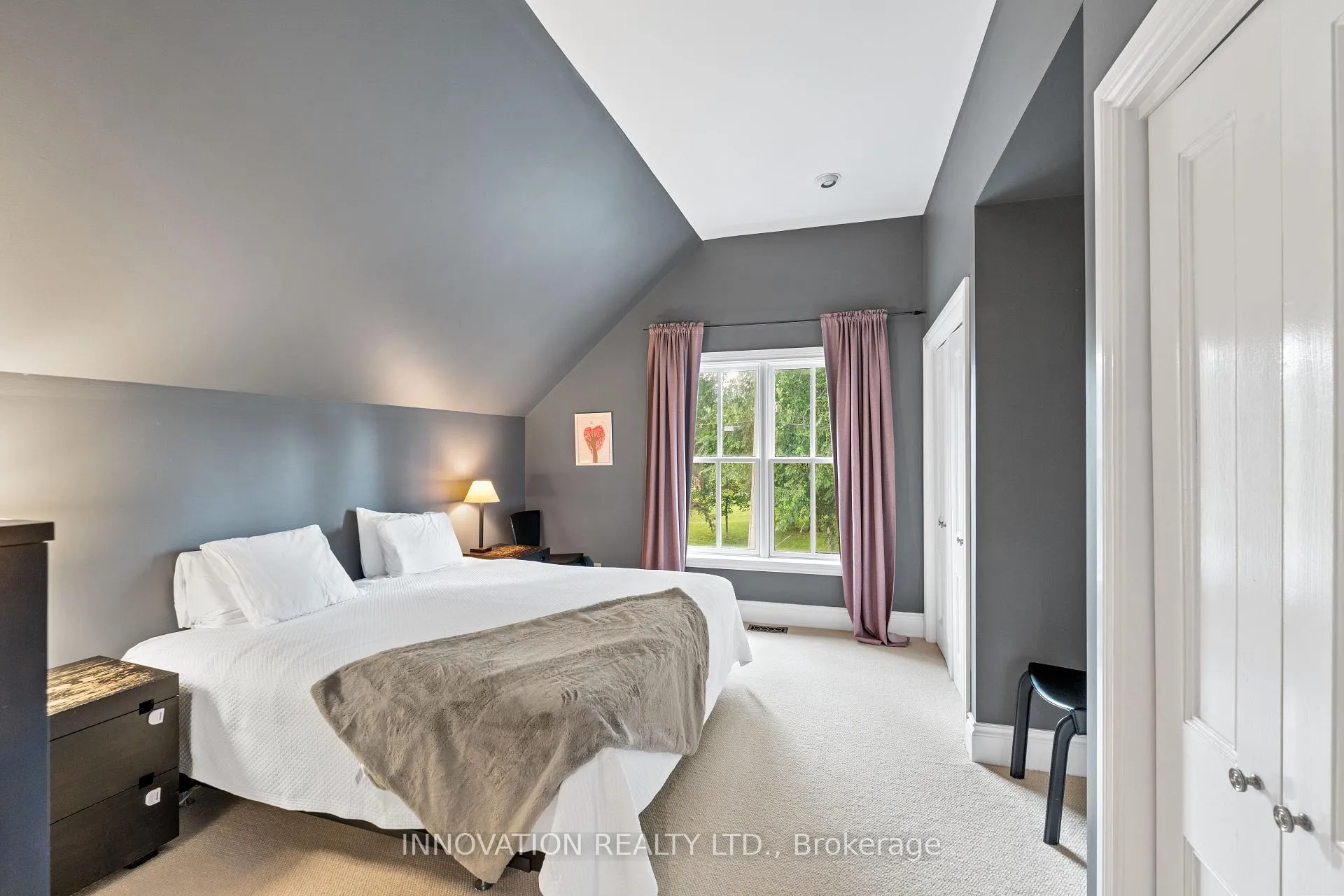 Photo 6 of 135 Stanley Avenue, Ottawa, New Edinburgh — HOMEH