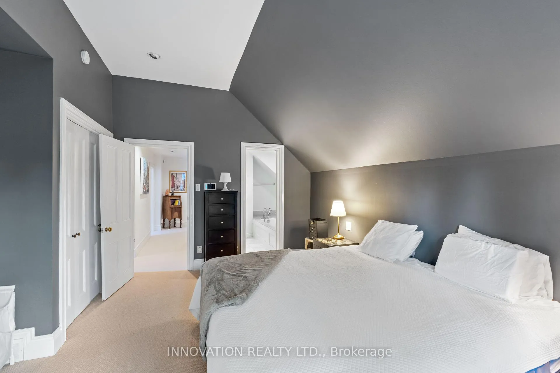 Photo 7 of 135 Stanley Avenue, Ottawa, New Edinburgh — HOMEH