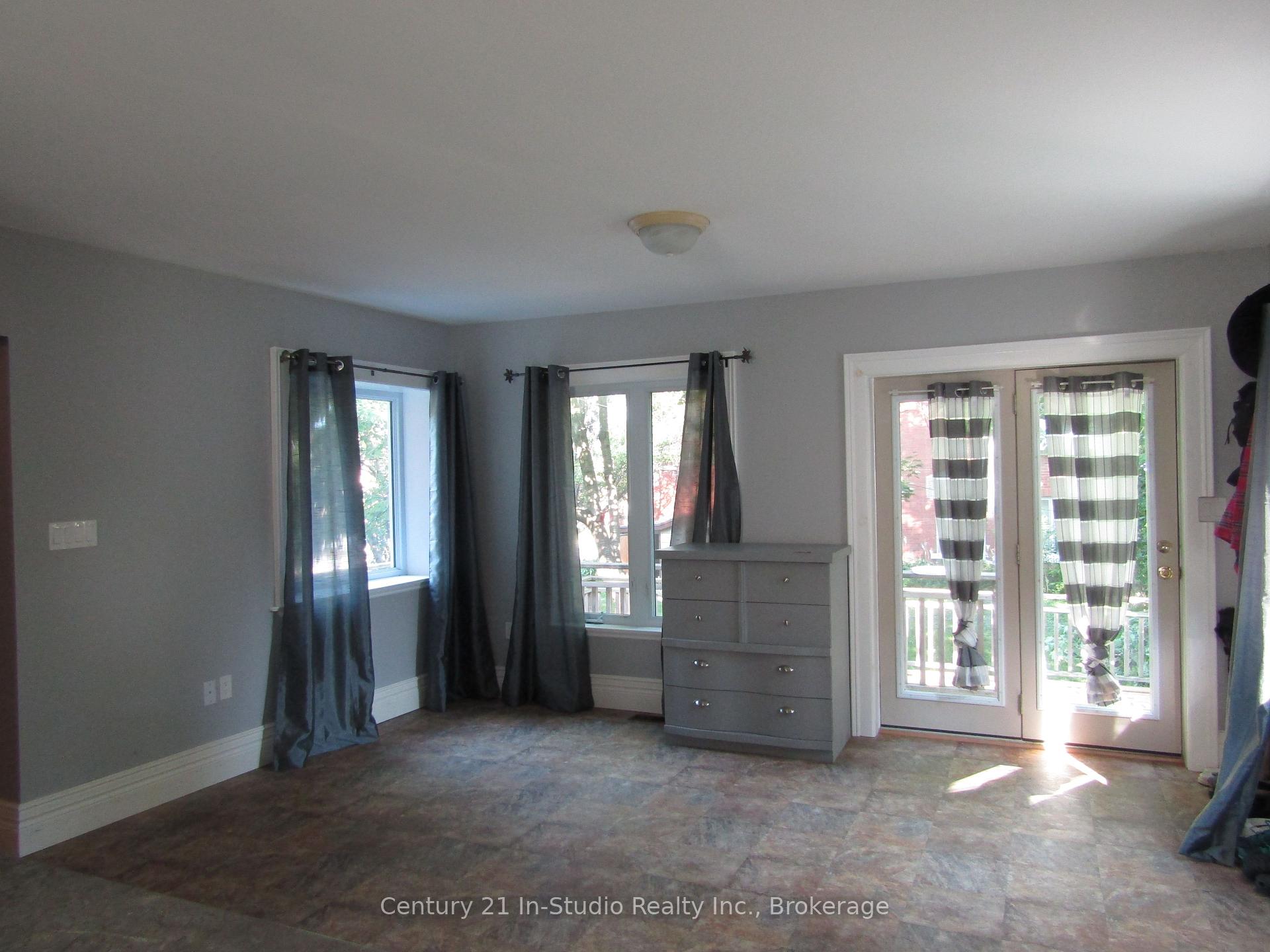 Photo 3 of Unit B, 316 Centre Street, North Huron, Wingham — HOMEH