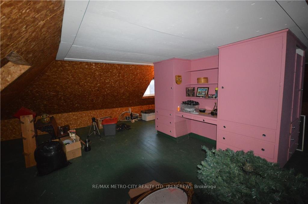 Photo 15 of 2879 Lake Dore Road, North Algona Wilberforce, North Algona/Wilberforce Twp — HOMEH