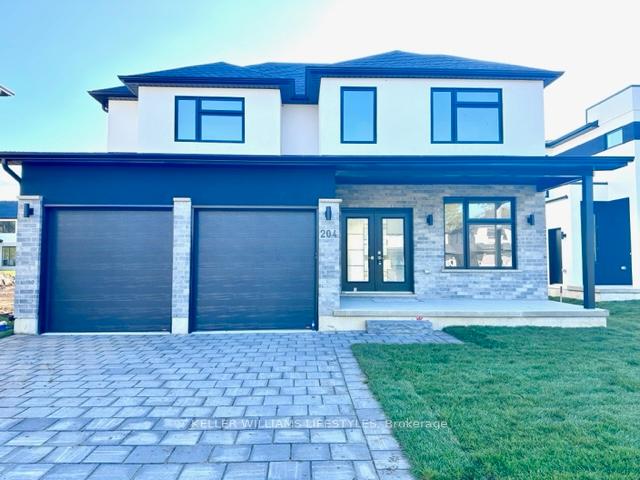 Photo 1 of 204 Eagle Street, North Middlesex, Parkhill — HOMEH