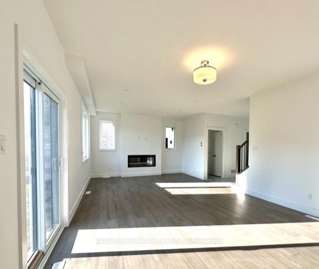 Photo 6 of 204 Eagle Street, North Middlesex, Parkhill — HOMEH