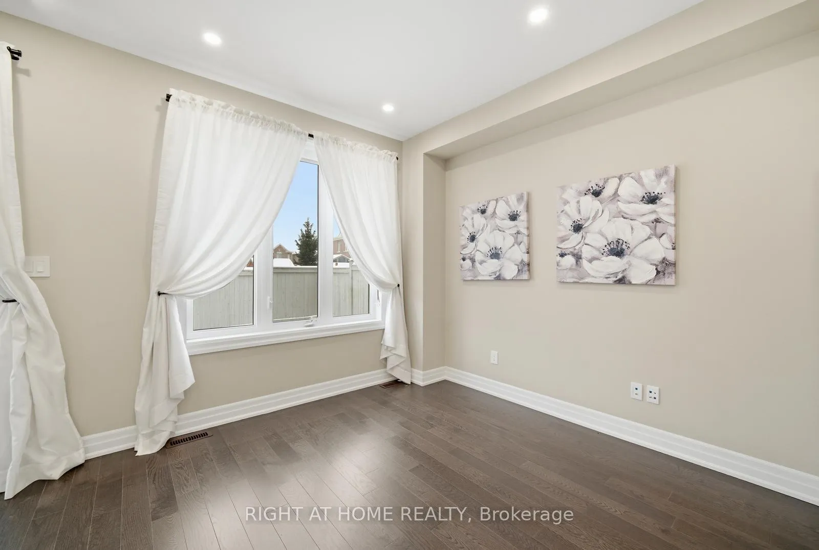 Photo 16 of 55 Clifford Crescent, New Tecumseth, Tottenham — HOMEH
