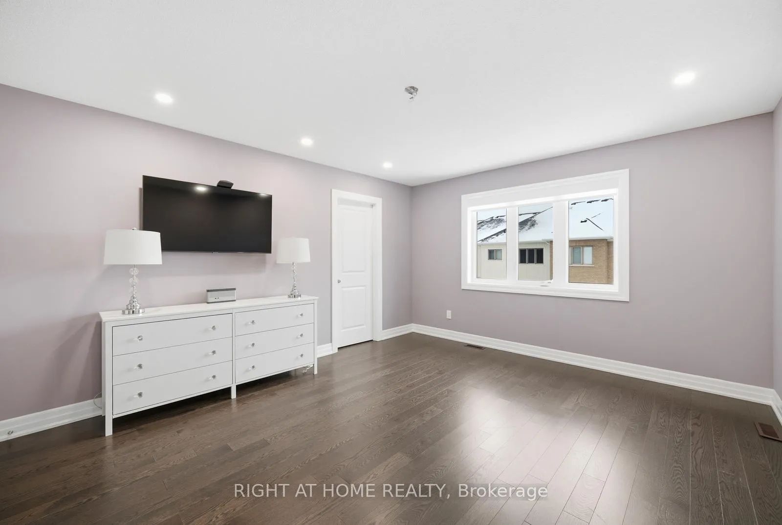 Photo 22 of 55 Clifford Crescent, New Tecumseth, Tottenham — HOMEH