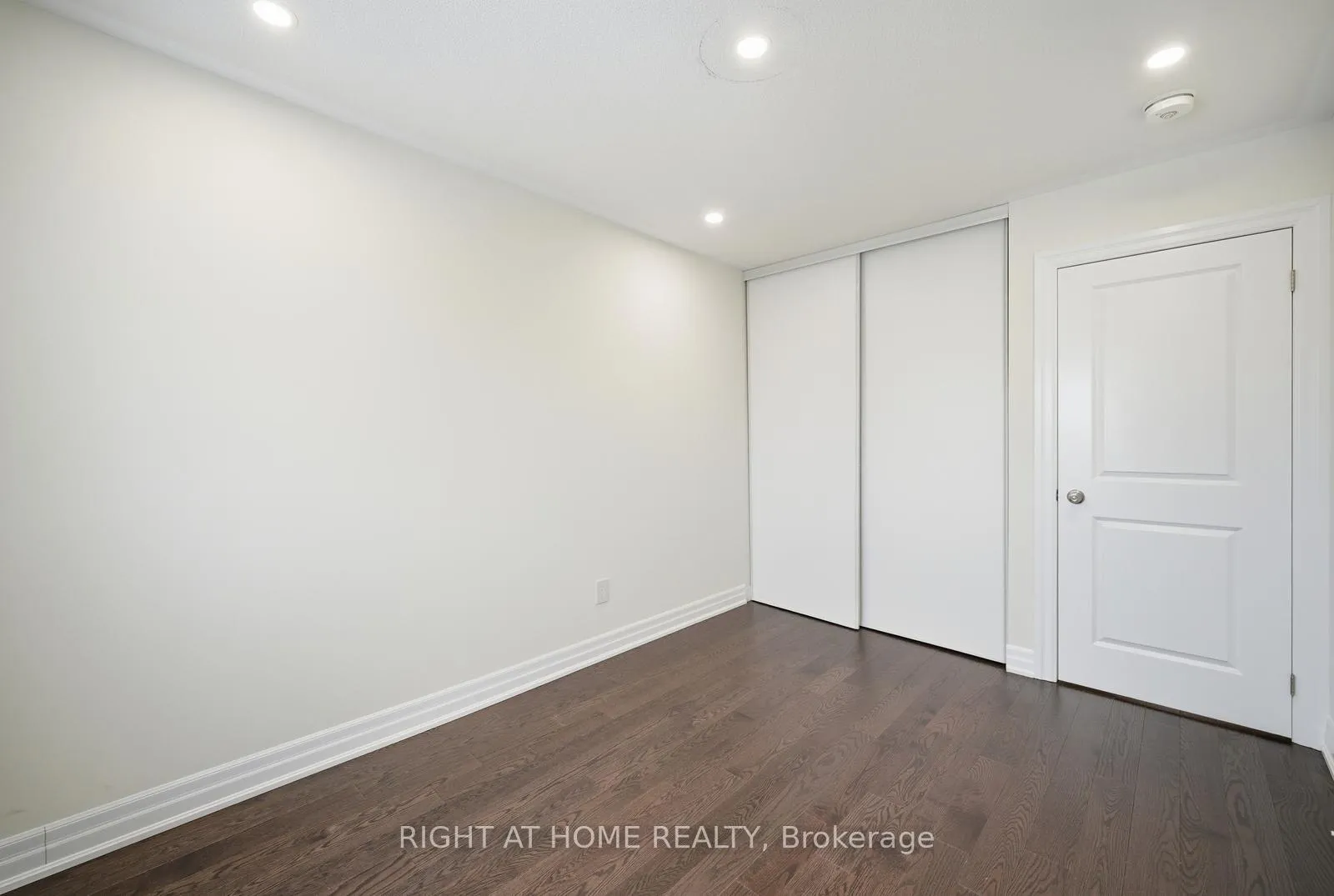 Photo 27 of 55 Clifford Crescent, New Tecumseth, Tottenham — HOMEH