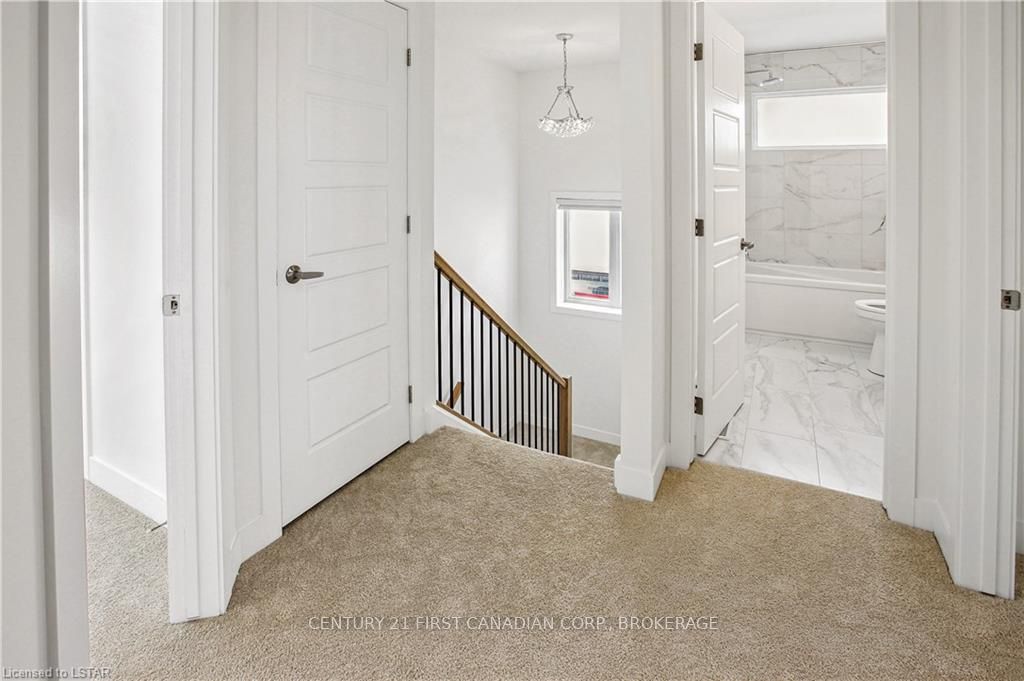 Photo 16 of 30 Spruce Crescent, North Middlesex, Parkhill — HOMEH