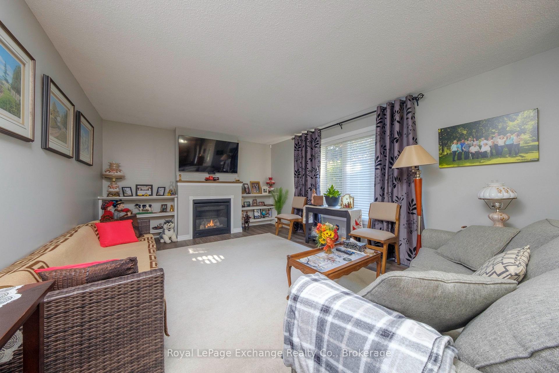 Photo 4 of 8 Remington Drive, North Huron, Wingham — HOMEH