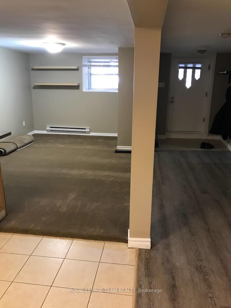 Photo 12 of 196 & 198 Ivy Crescent, Ottawa, Lindenlea — HOMEH