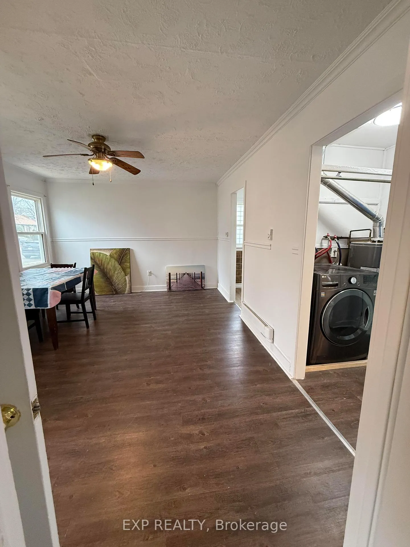 Photo 15 of 6318 Skinner Street, Niagara Falls, Arad/Fallsview — HOMEH