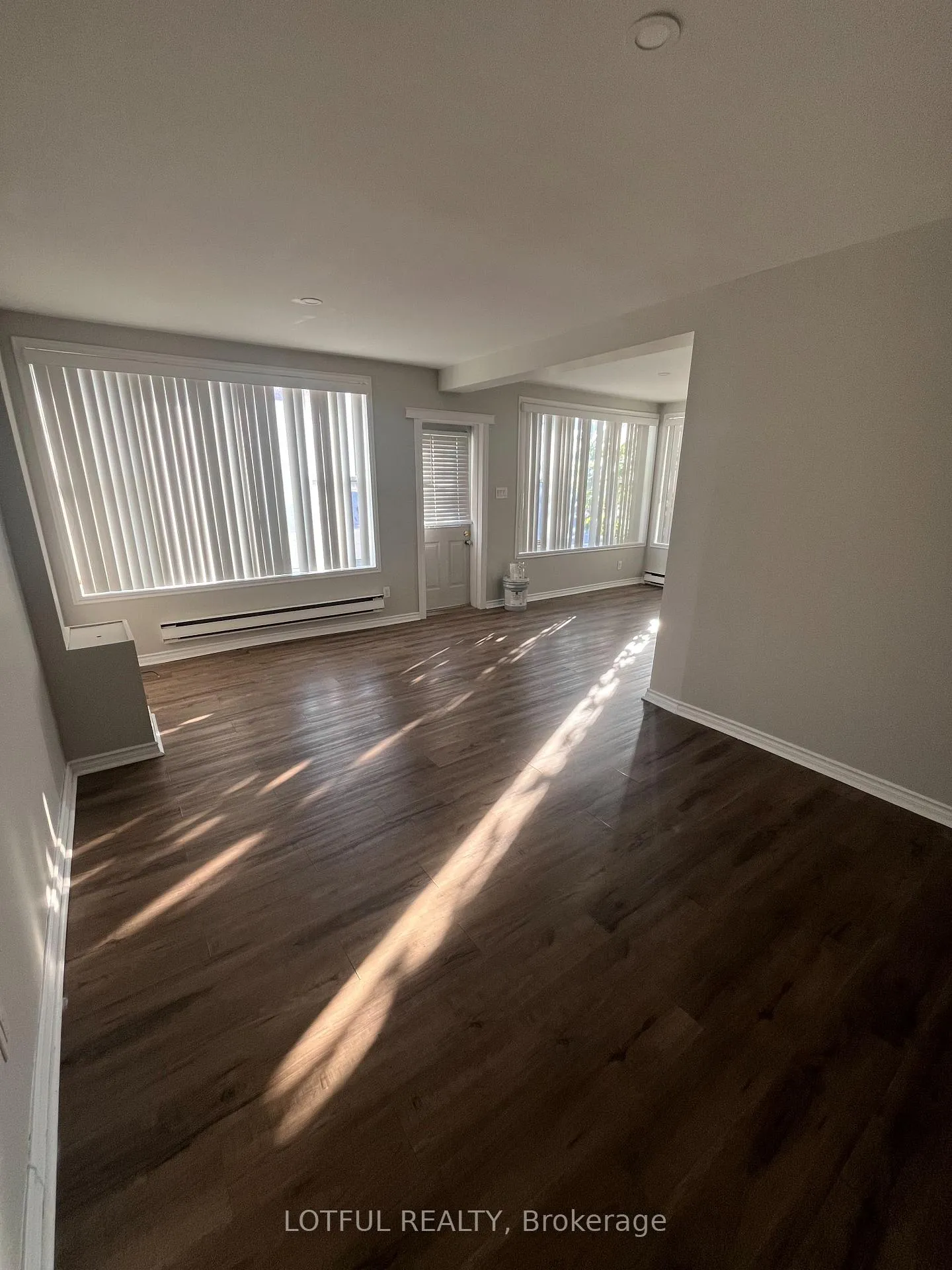 Photo 3 of Unit 5, 38 King Street, North Dundas, Chesterville — HOMEH