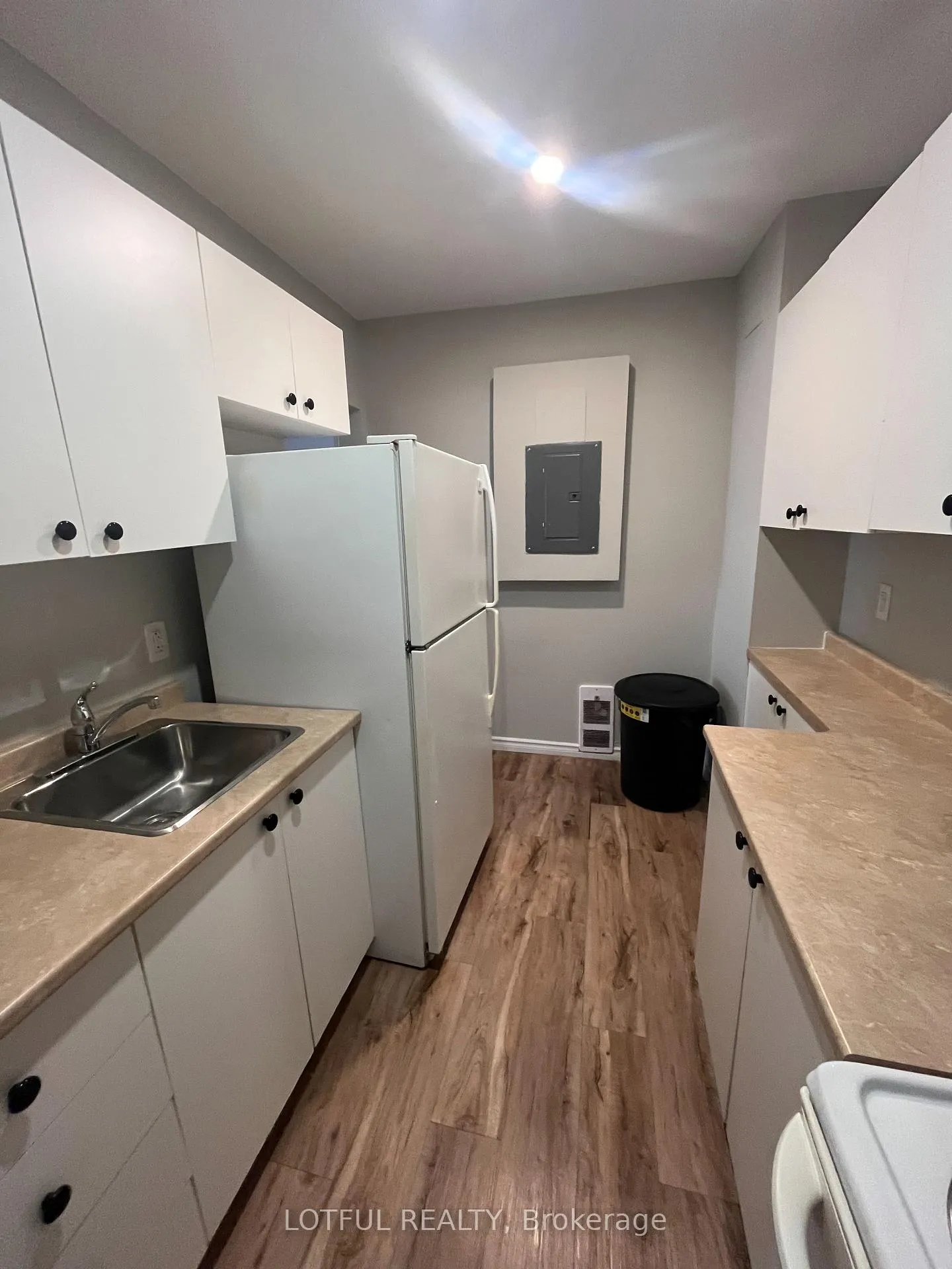 Photo 7 of Unit 5, 38 King Street, North Dundas, Chesterville — HOMEH