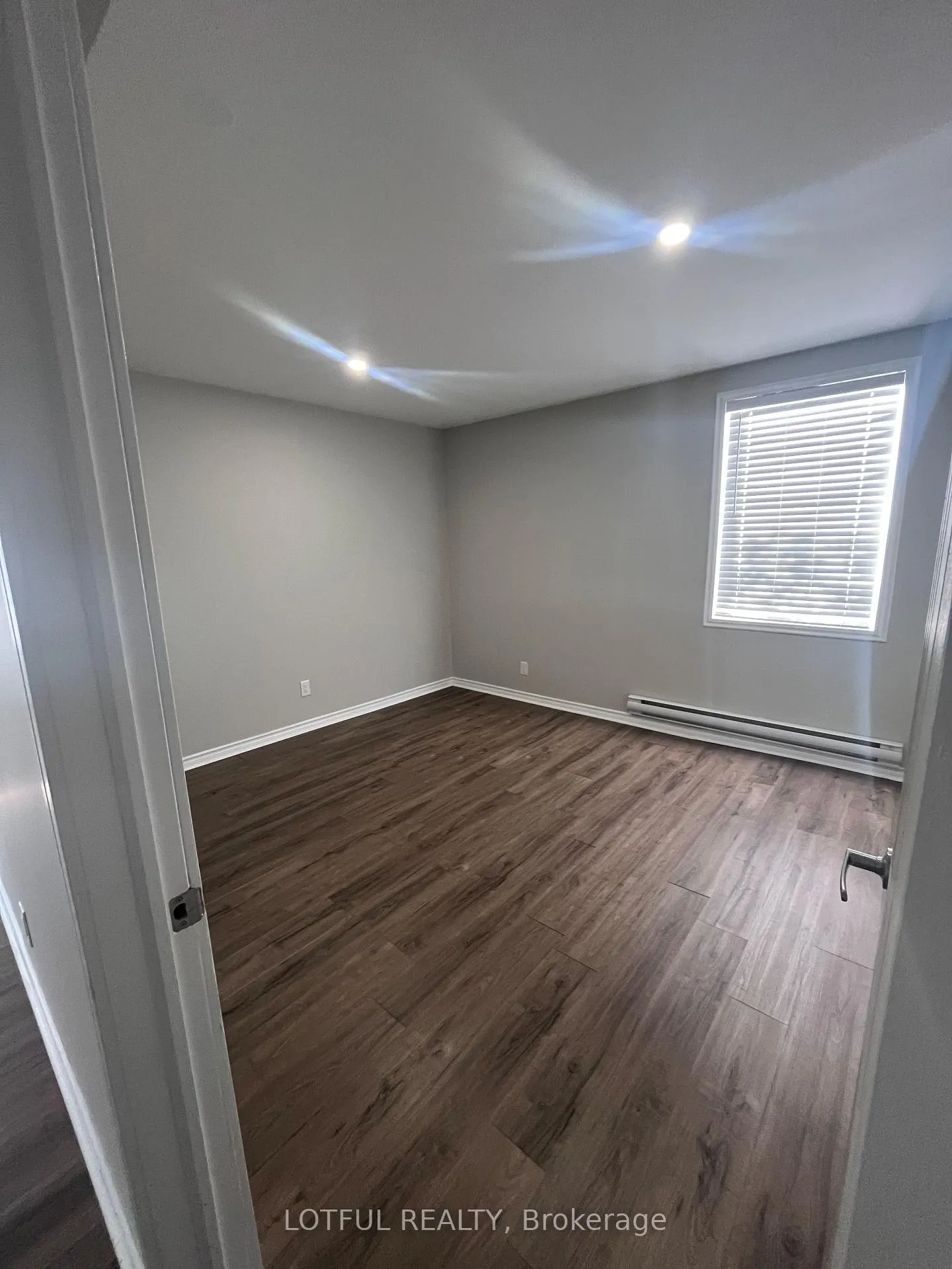 Photo 9 of Unit 5, 38 King Street, North Dundas, Chesterville — HOMEH