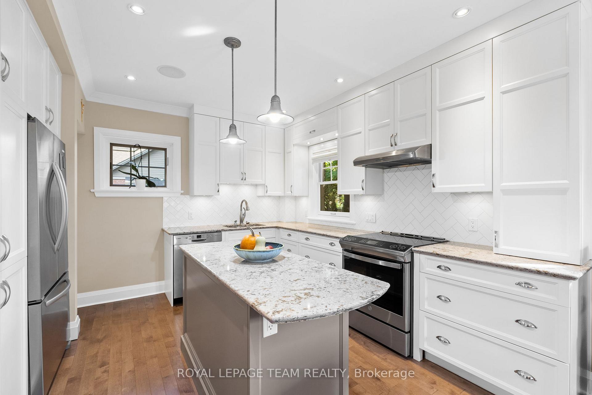 Photo 7 of 175 Springfield Road, Ottawa, Lindenlea — HOMEH