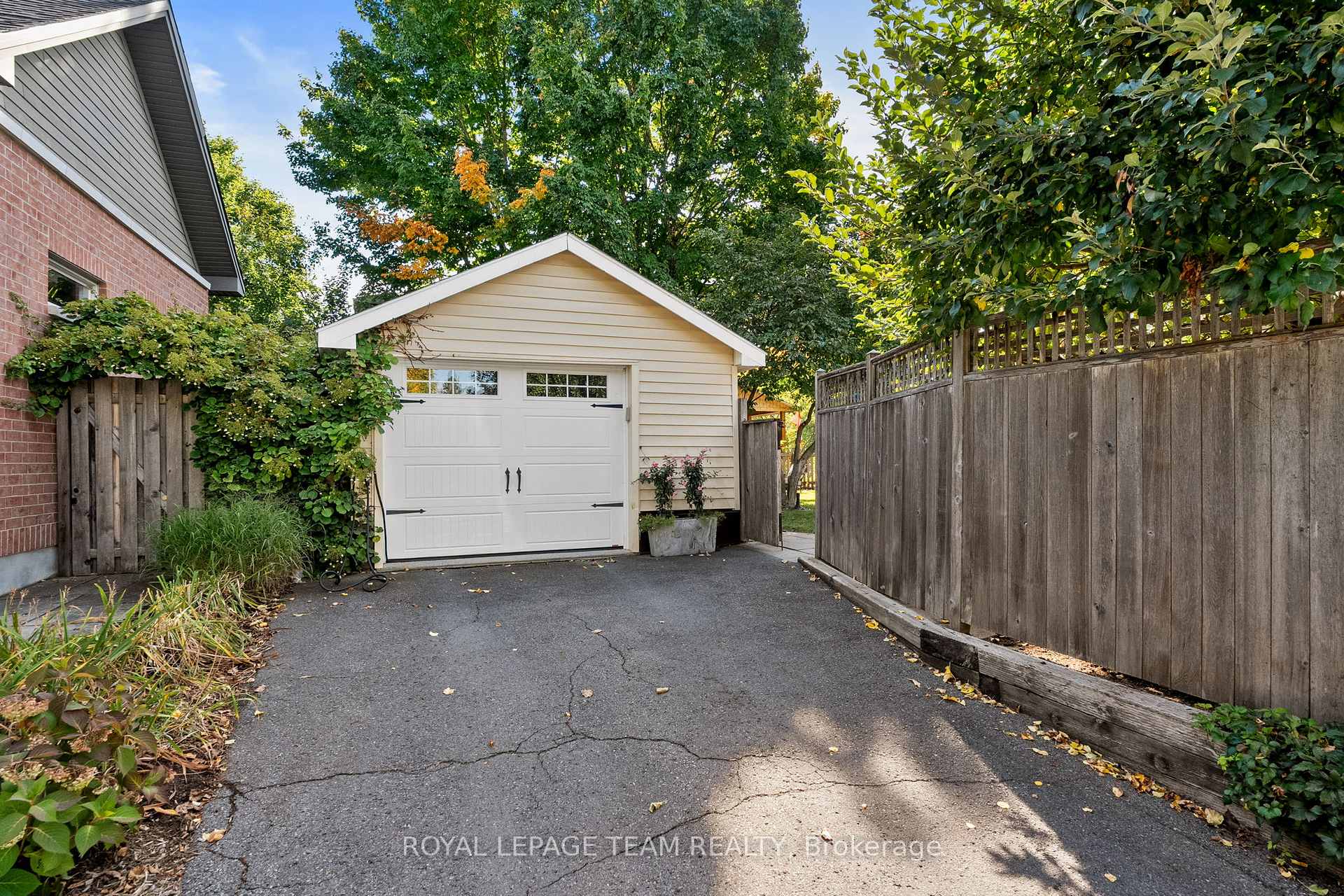 Photo 36 of 175 Springfield Road, Ottawa, Lindenlea — HOMEH