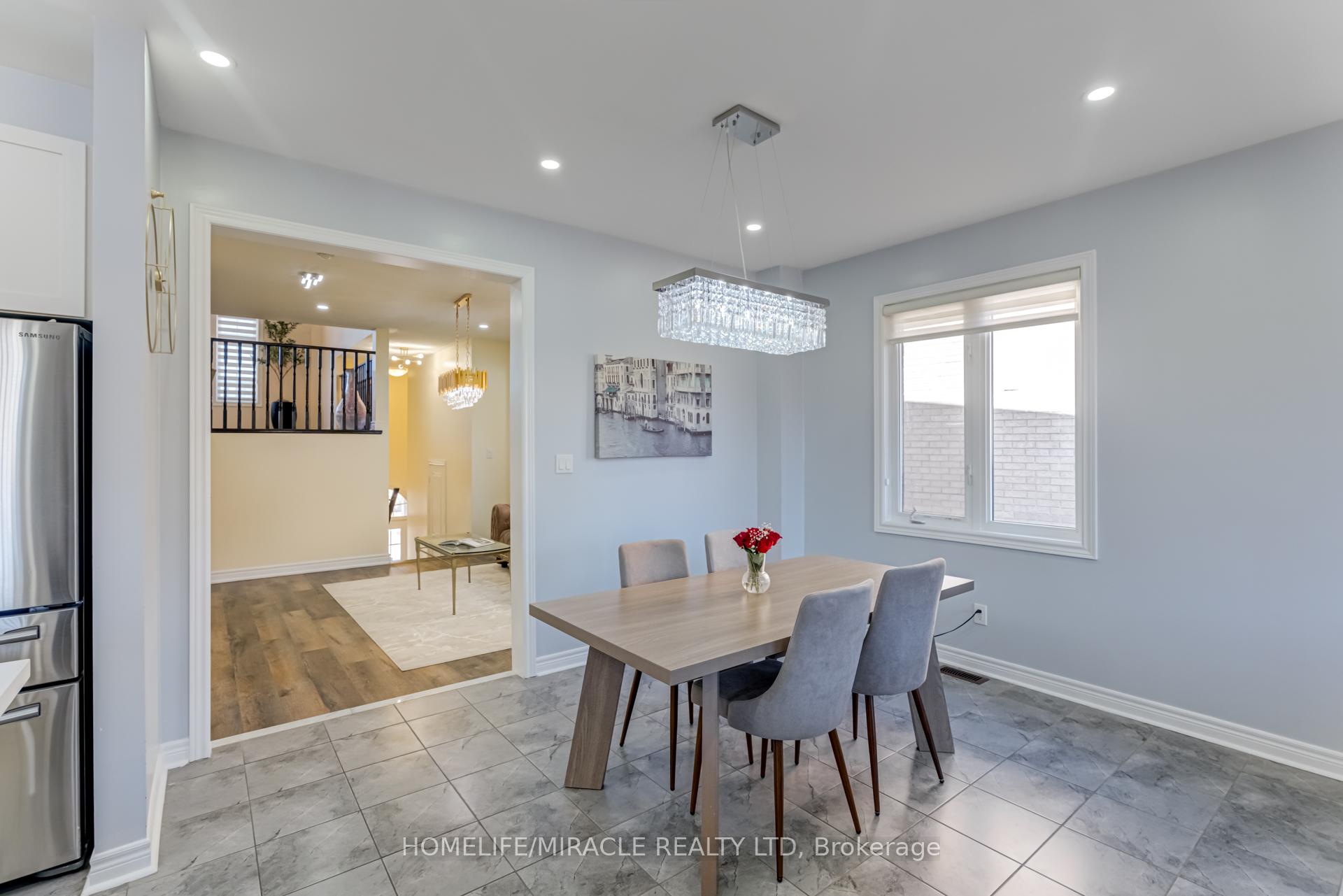 Photo 7 of 57 Sutcliffe Way, New Tecumseth, Alliston — HOMEH