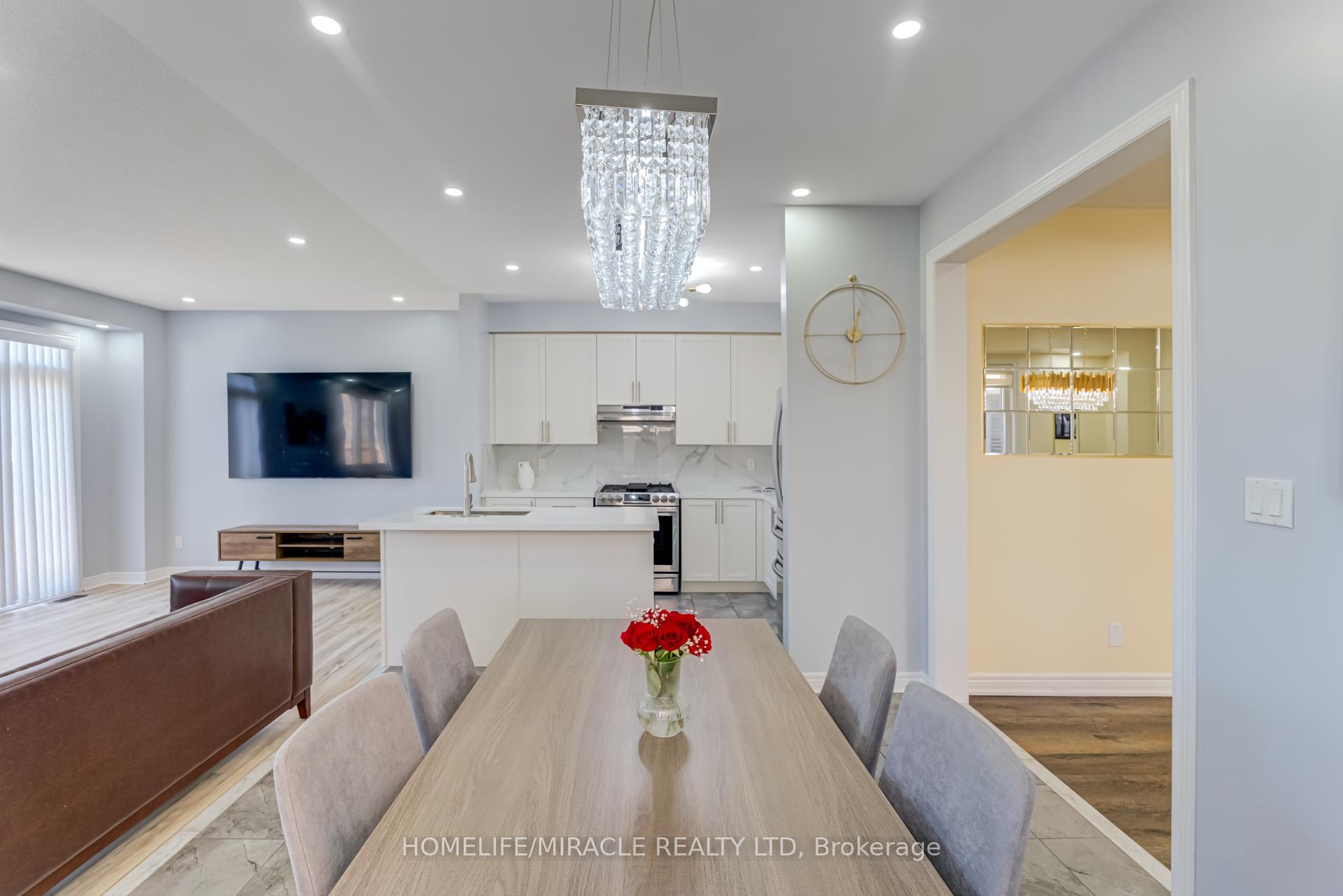 Photo 8 of 57 Sutcliffe Way, New Tecumseth, Alliston — HOMEH
