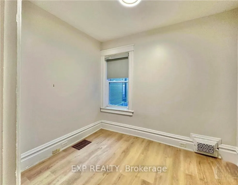 Photo 9 of Unit 2, 162 Ivy Crescent, Ottawa, Lindenlea — HOMEH
