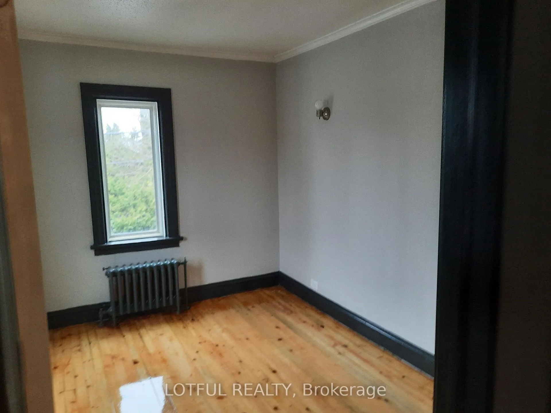 Photo 8 of Unit 5, 31 Main Street, North Dundas, Chesterville — HOMEH