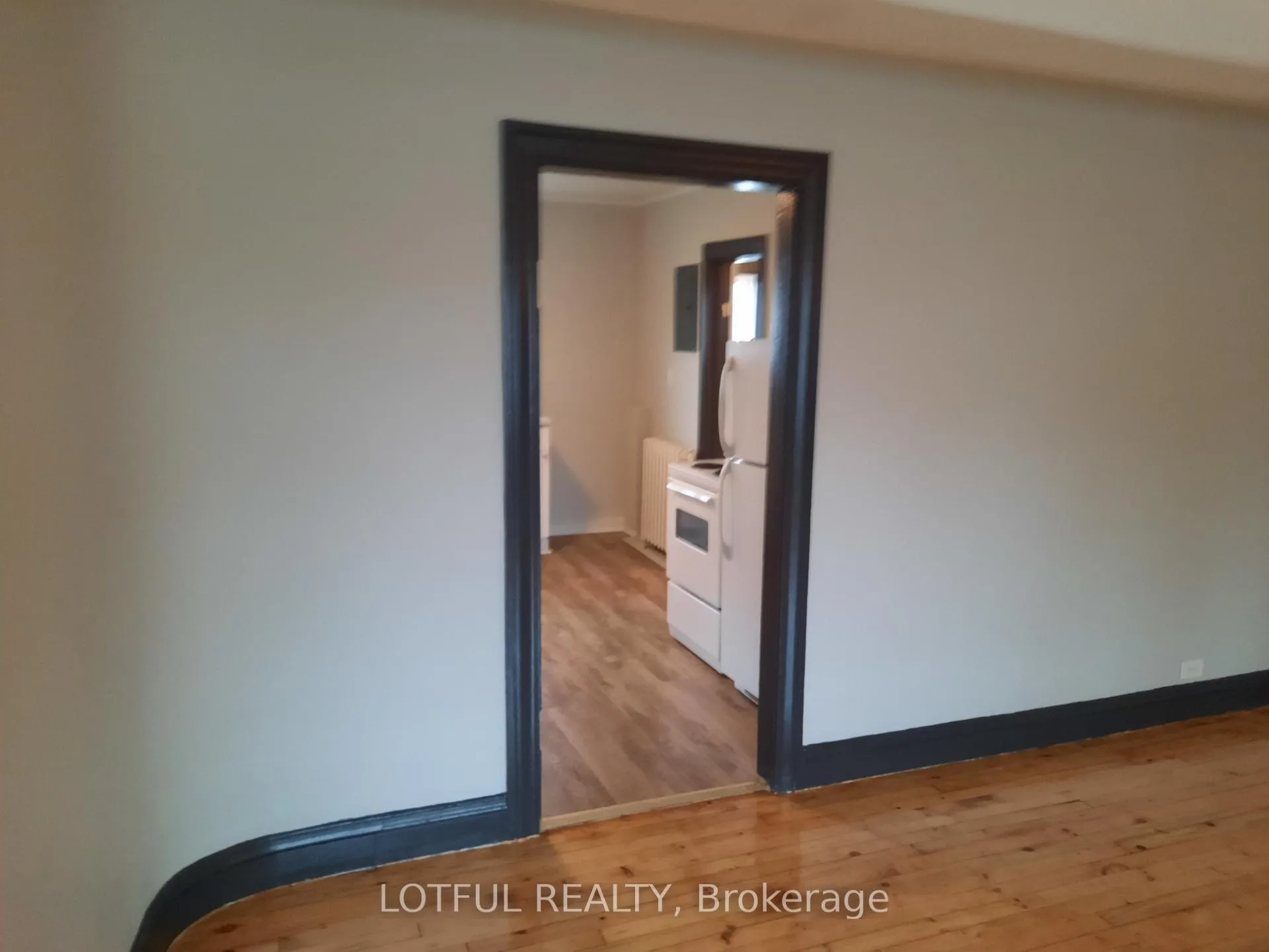 Photo 12 of Unit 5, 31 Main Street, North Dundas, Chesterville — HOMEH