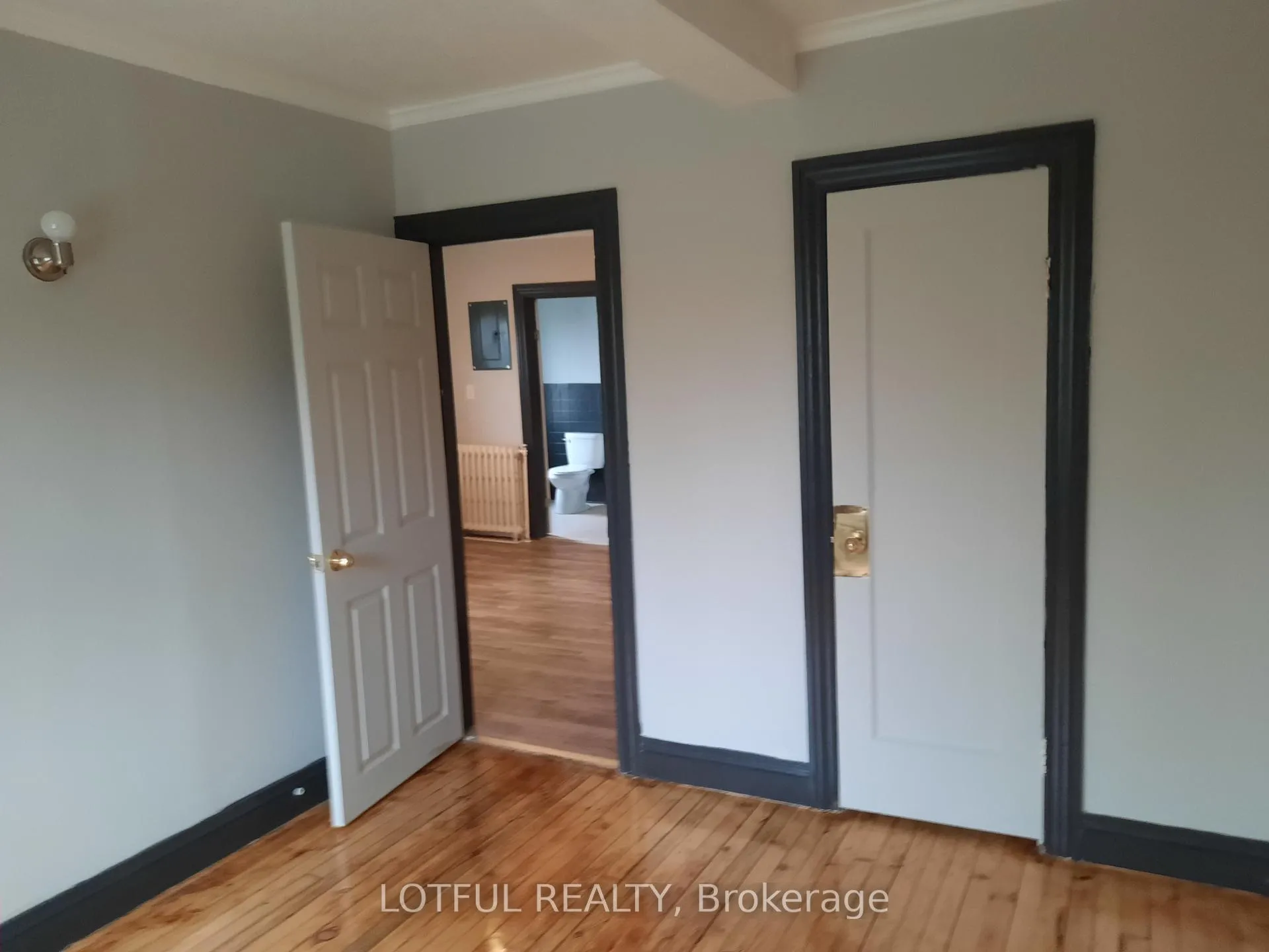 Photo 17 of Unit 5, 31 Main Street, North Dundas, Chesterville — HOMEH