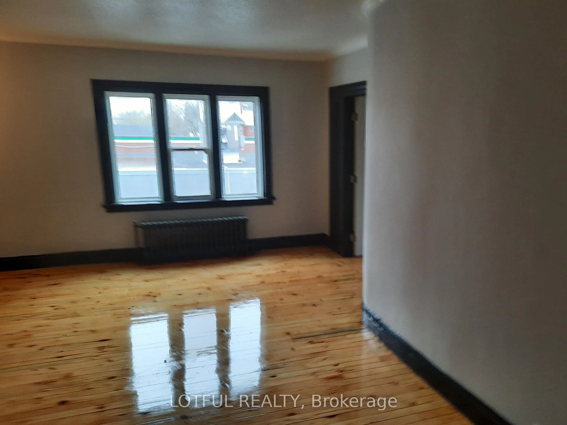 Photo 19 of Unit 5, 31 Main Street, North Dundas, Chesterville — HOMEH