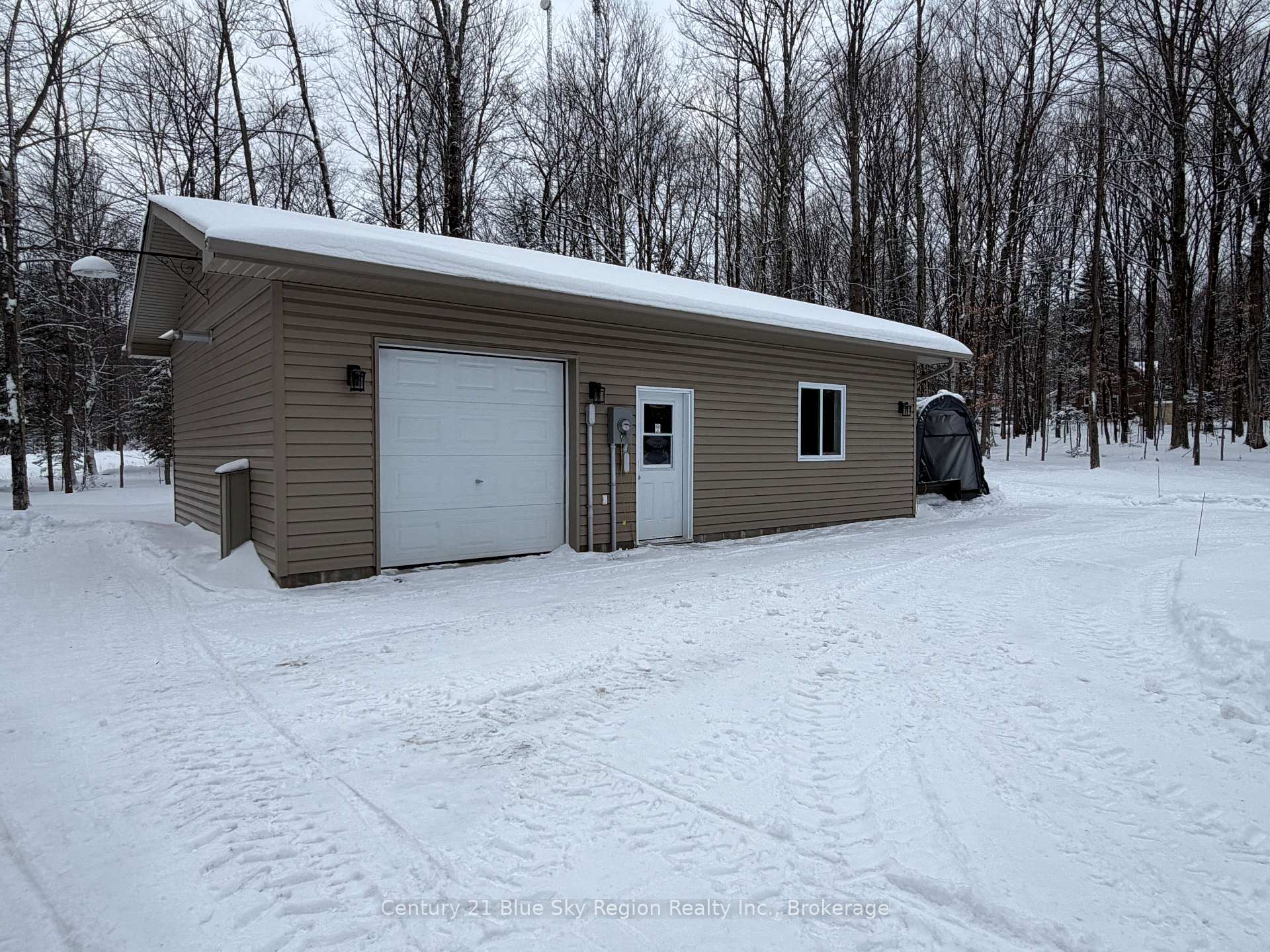 Photo 3 of 176 Ski Hill Road, Nipissing — HOMEH