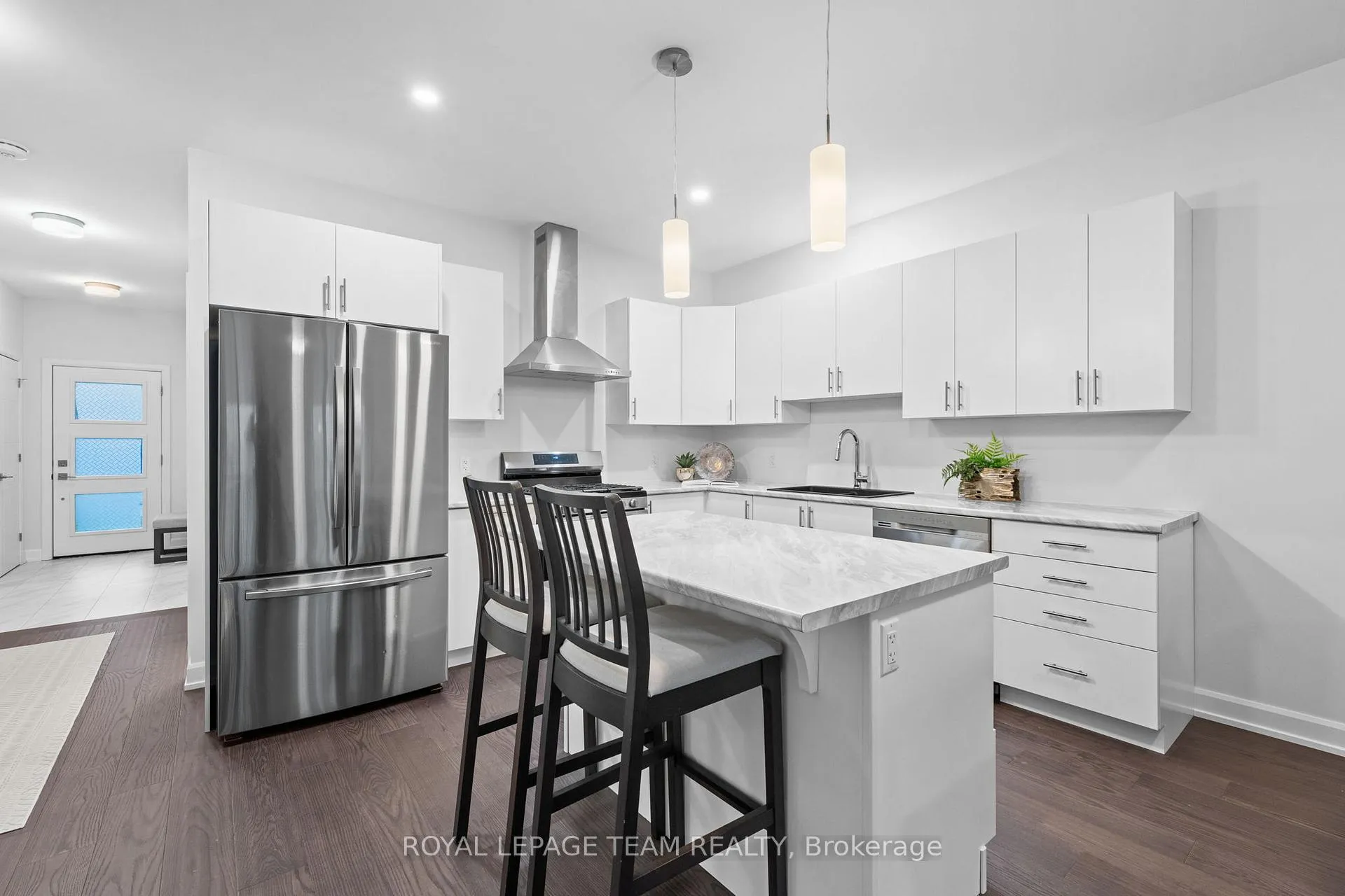 Photo 9 of 454 Arora Crescent, North Dundas, Winchester — HOMEH