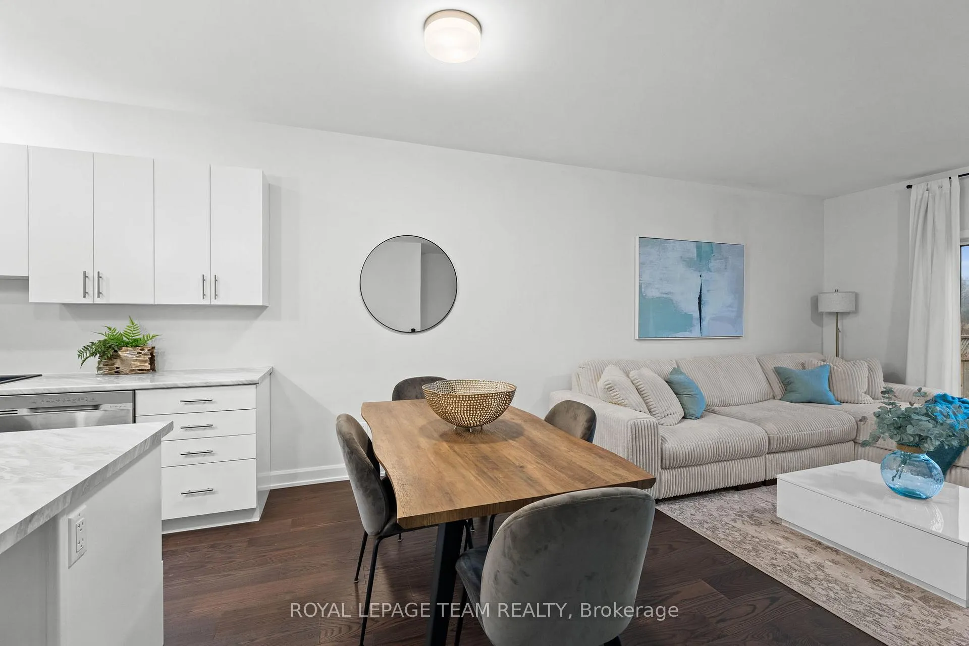 Photo 15 of 454 Arora Crescent, North Dundas, Winchester — HOMEH