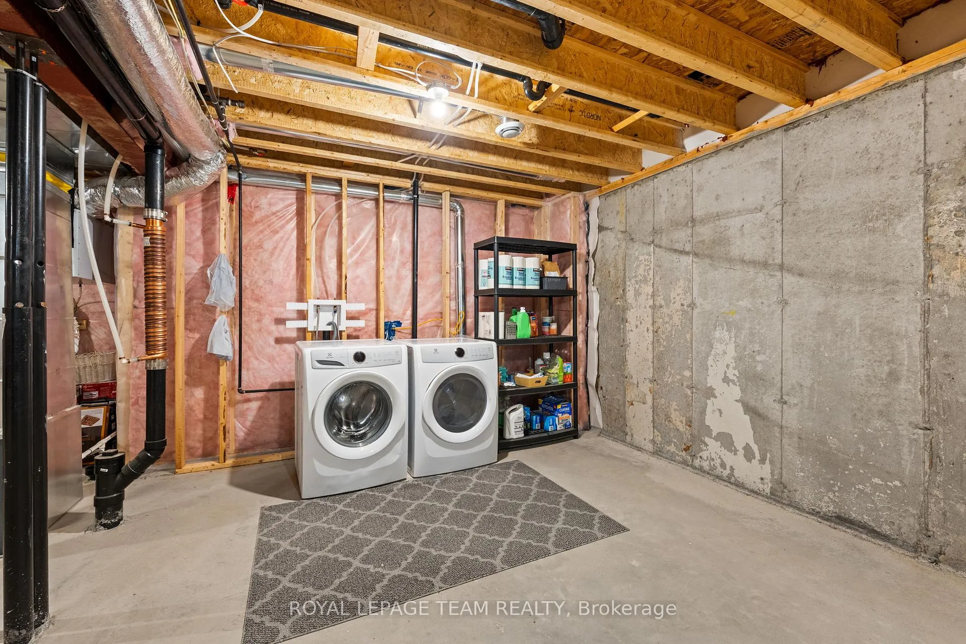 Photo 28 of 454 Arora Crescent, North Dundas, Winchester — HOMEH