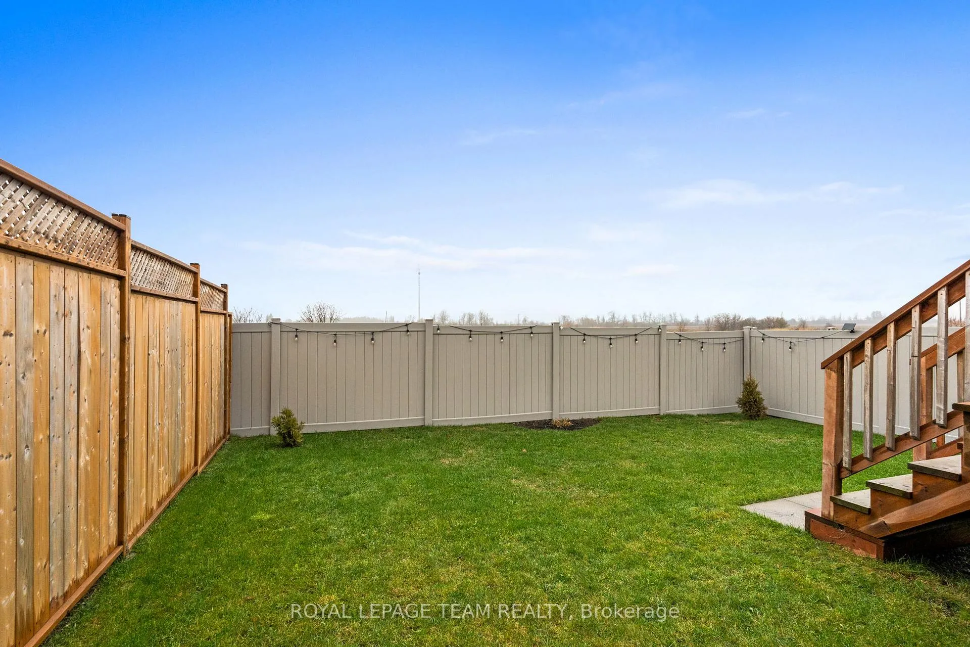 Photo 32 of 454 Arora Crescent, North Dundas, Winchester — HOMEH