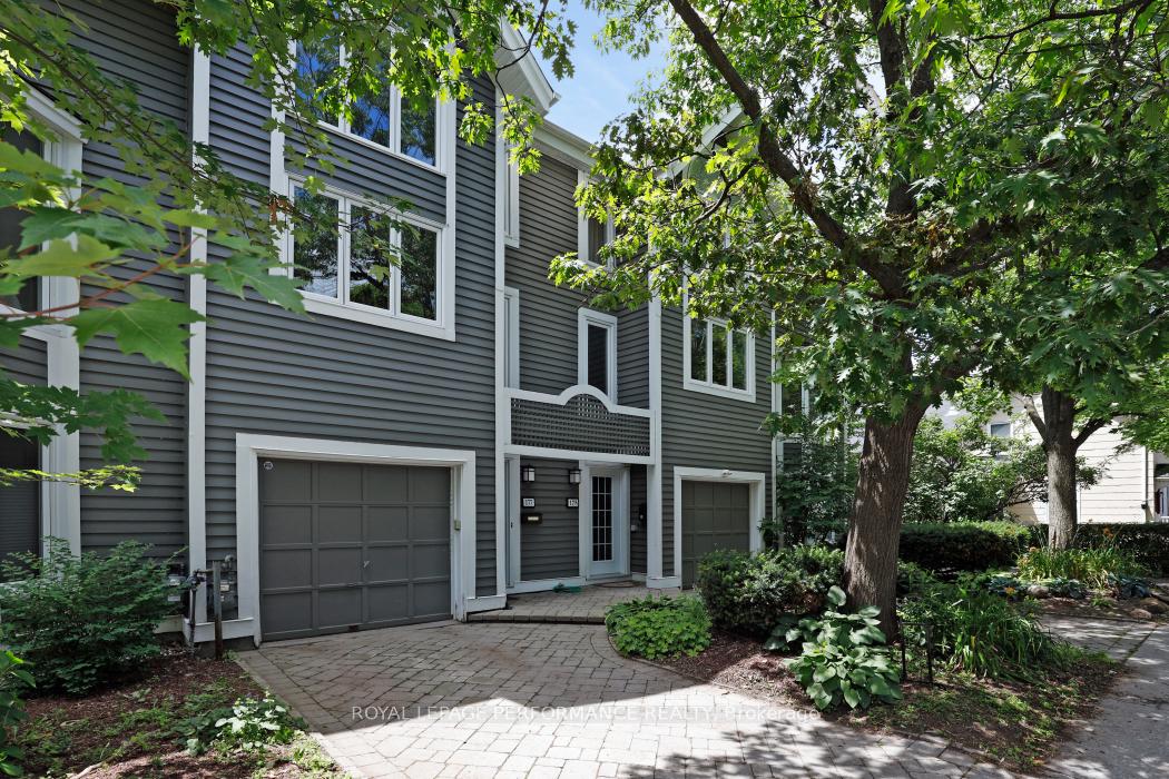 Photo 2 of 177 Crichton Street, Ottawa, New Edinburgh — HOMEH