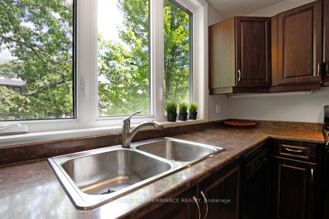 Photo 20 of 177 Crichton Street, Ottawa, New Edinburgh — HOMEH