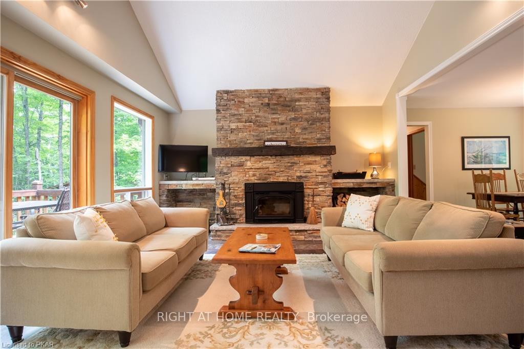 Photo 3 of 16 Springbok Road, North Kawartha — HOMEH