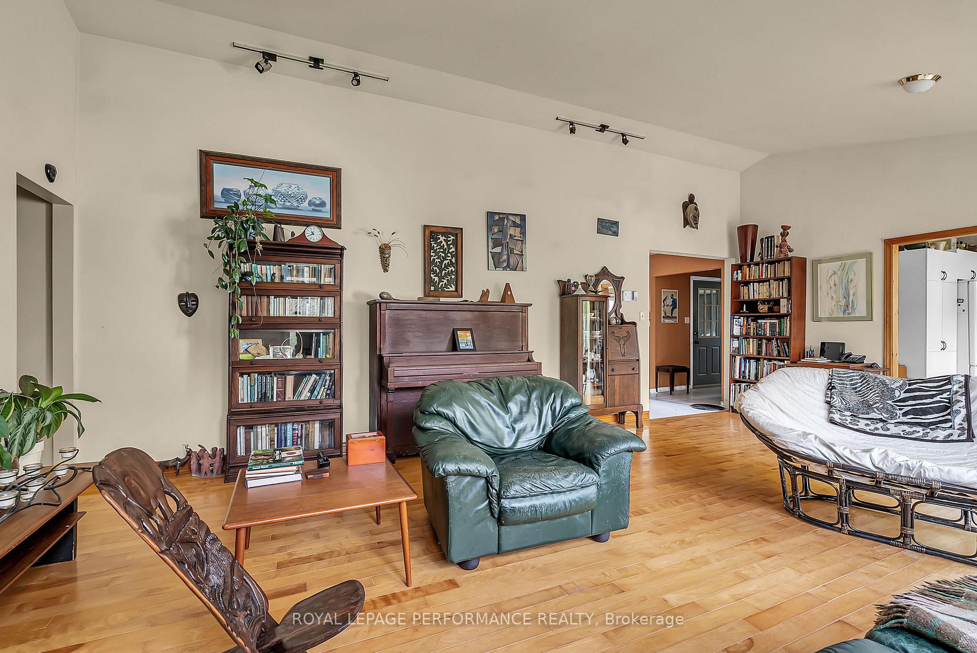Photo 11 of 3781 Delorme Crescent, North Glengarry, North Glengarry (Kenyon) Twp — HOMEH