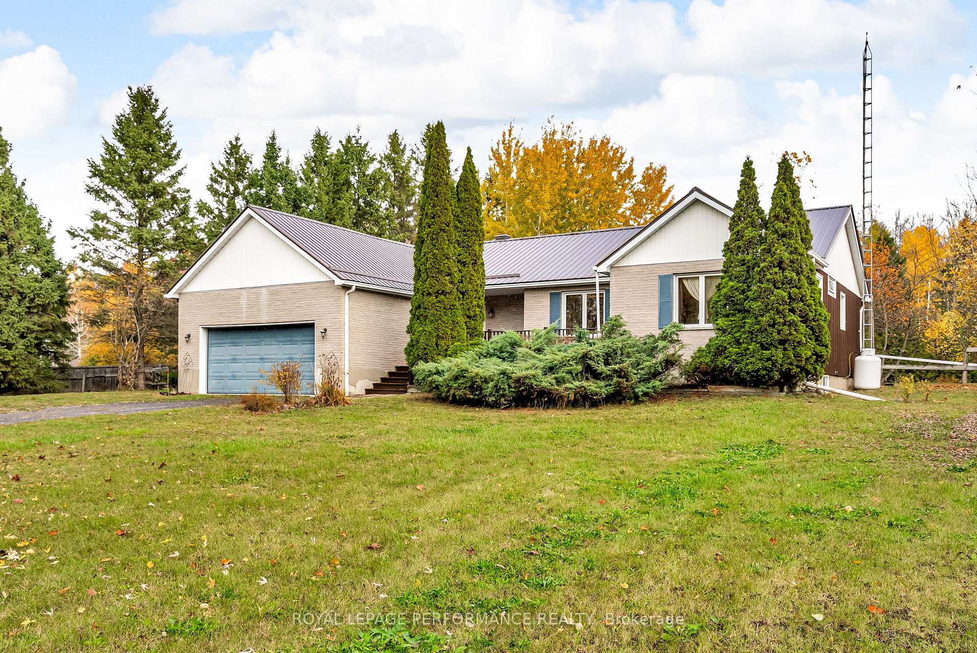 Photo 32 of 3781 Delorme Crescent, North Glengarry, North Glengarry (Kenyon) Twp — HOMEH