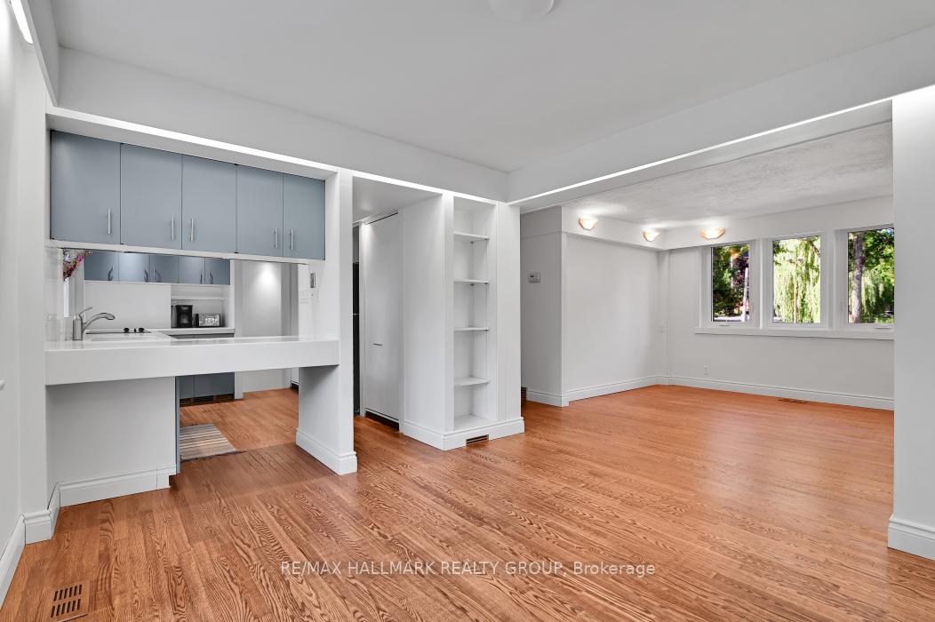 Photo 10 of 33 Rockcliffe Way, Ottawa, Lindenlea — HOMEH