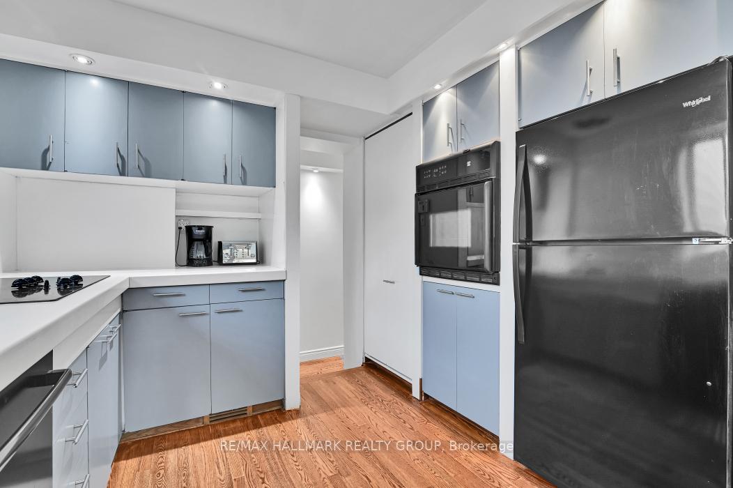Photo 12 of 33 Rockcliffe Way, Ottawa, Lindenlea — HOMEH