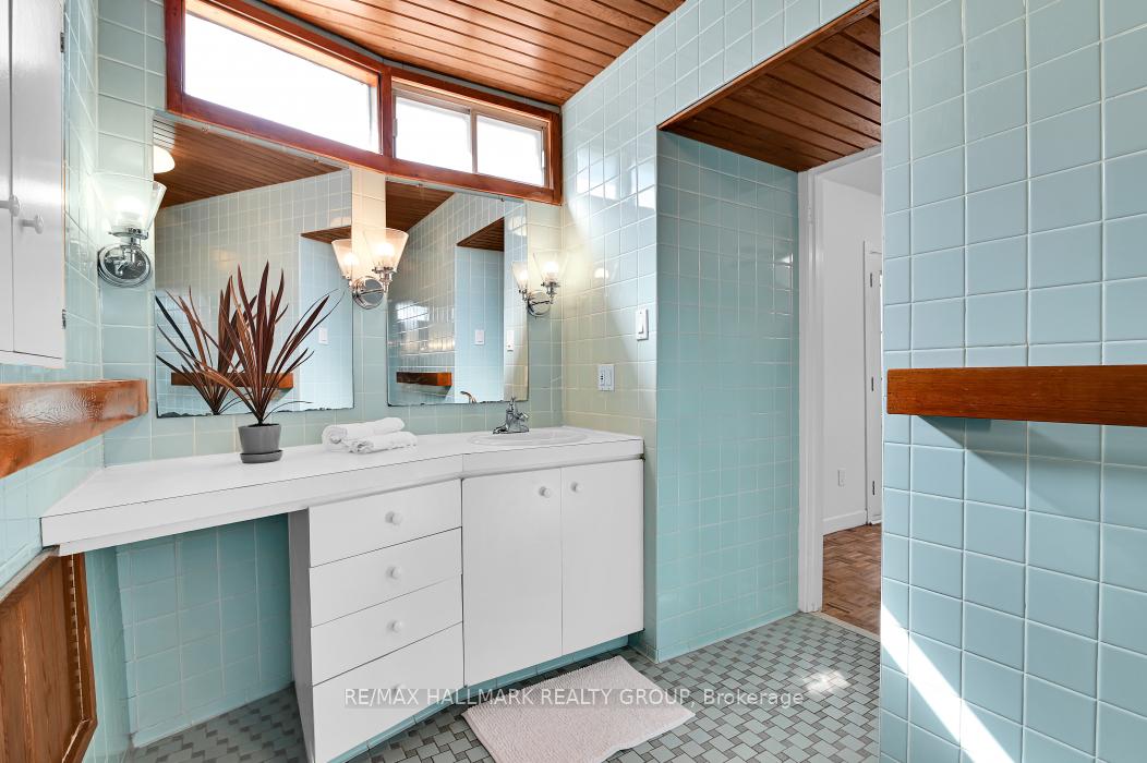 Photo 24 of 33 Rockcliffe Way, Ottawa, Lindenlea — HOMEH