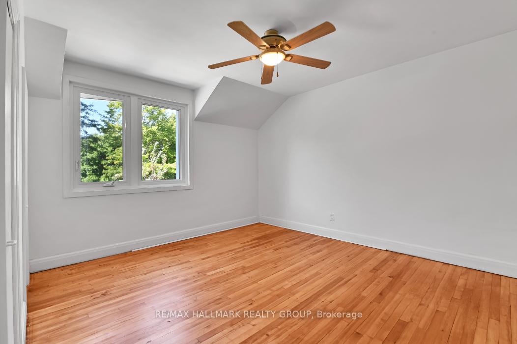 Photo 32 of 33 Rockcliffe Way, Ottawa, Lindenlea — HOMEH