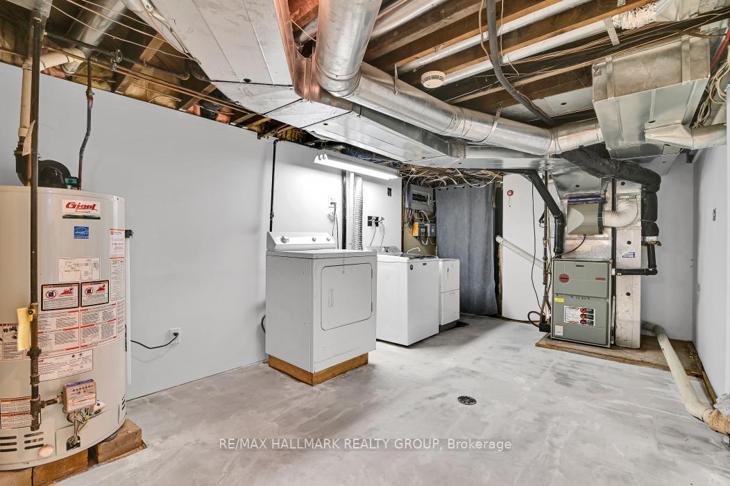 Photo 36 of 33 Rockcliffe Way, Ottawa, Lindenlea — HOMEH