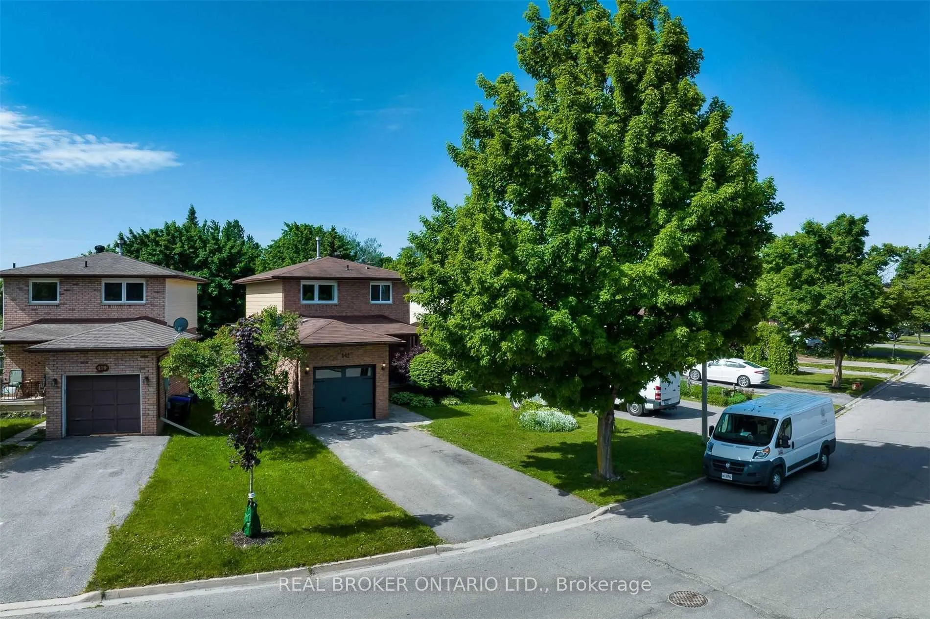 Photo 3 of 141 Cunningham Drive, New Tecumseth, Alliston — HOMEH