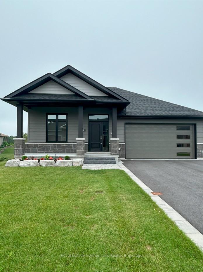 Front of 9 Silver Maple Lane